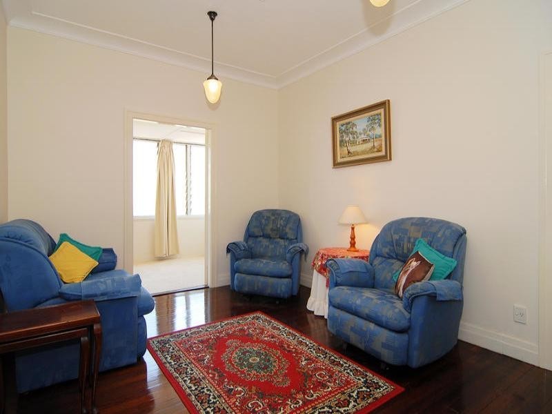 8 Hamilton Street, Gordon Park QLD 4031