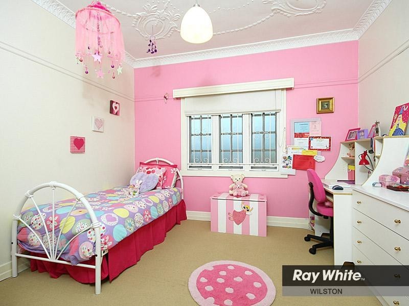 12 Sixth Avenue, Windsor QLD 4030