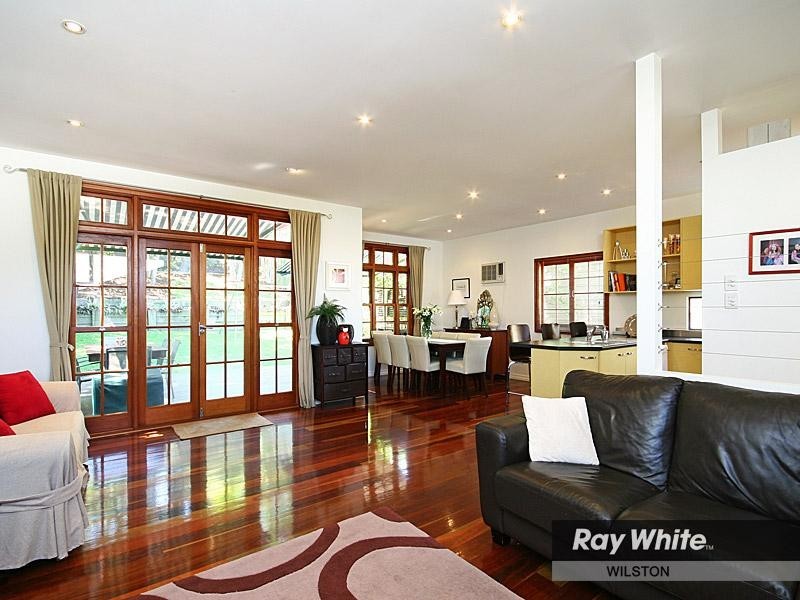 12 Sixth Avenue, Windsor QLD 4030