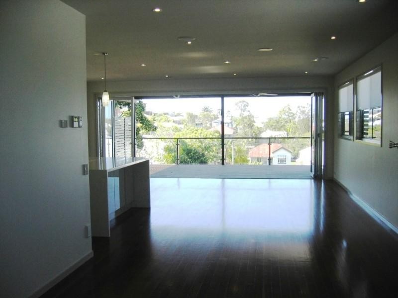 233 Days Road, Grange QLD 4051