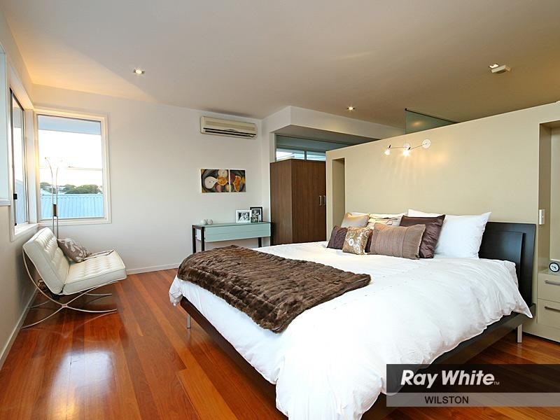 24 Angliss Street, Wilston QLD 4051