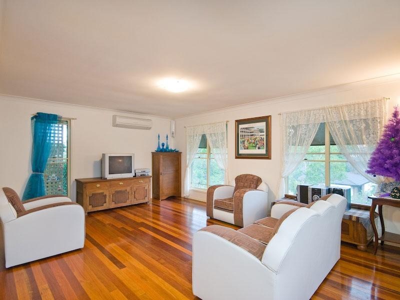 31 Kirikee Street, Ferny Grove QLD 4055