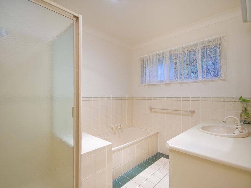 31 Kirikee Street, Ferny Grove QLD 4055