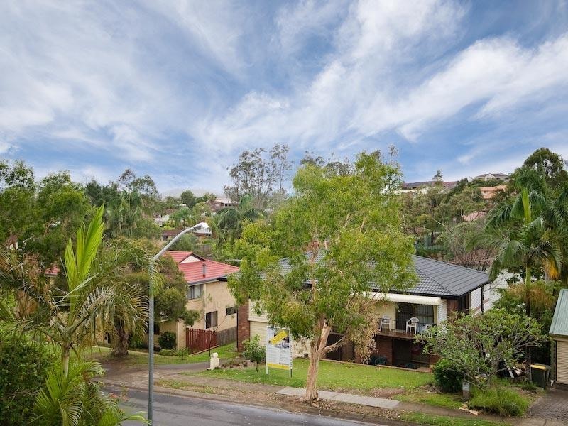 31 Kirikee Street, Ferny Grove QLD 4055