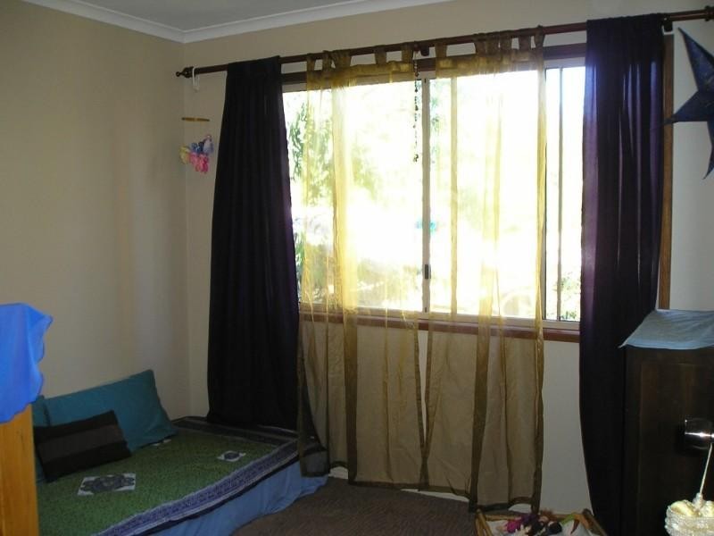 28 Barber Road, Ferny Hills QLD 4055