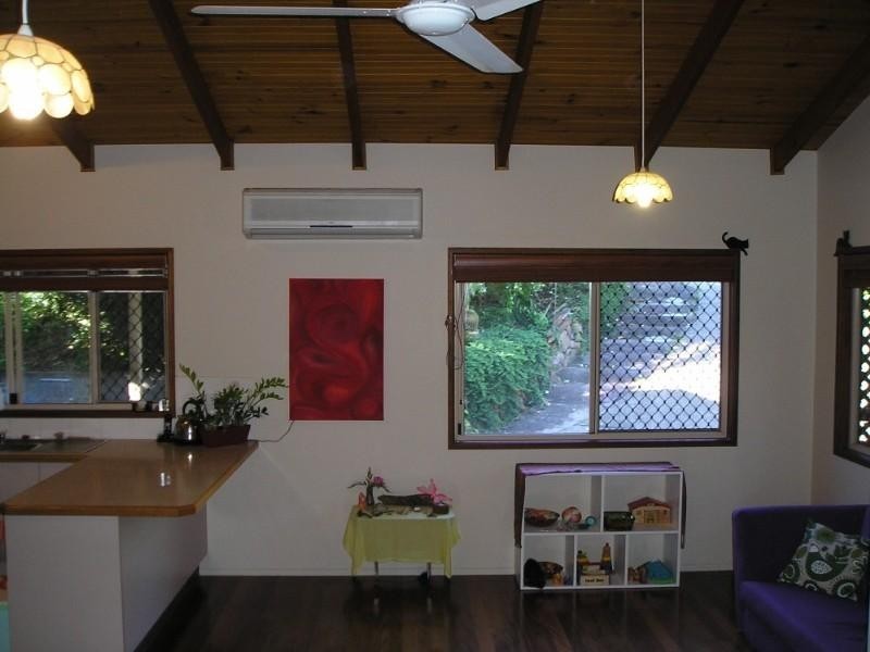 28 Barber Road, Ferny Hills QLD 4055