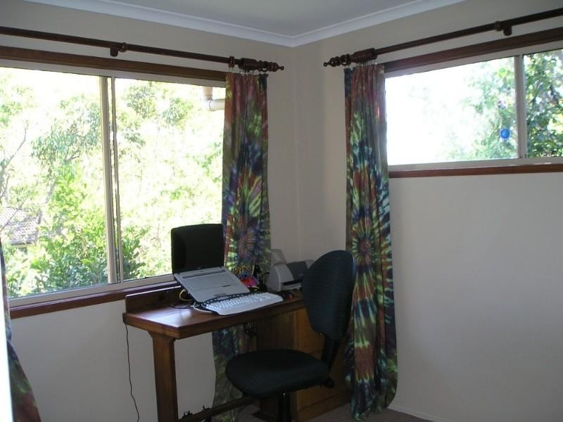 28 Barber Road, Ferny Hills QLD 4055