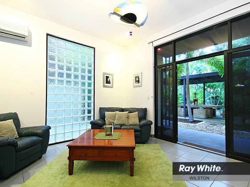 16 Ashley Road, Chermside West QLD 4032