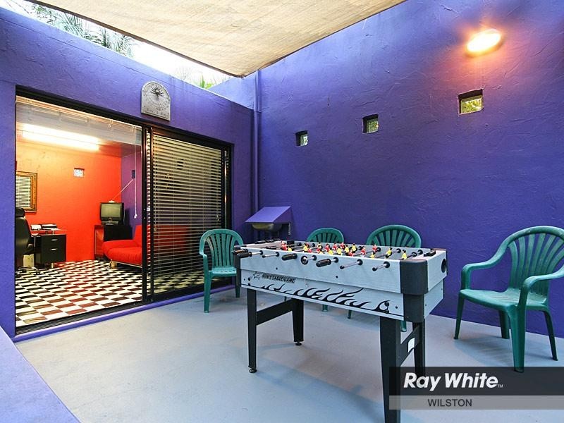 16 Ashley Road, Chermside West QLD 4032