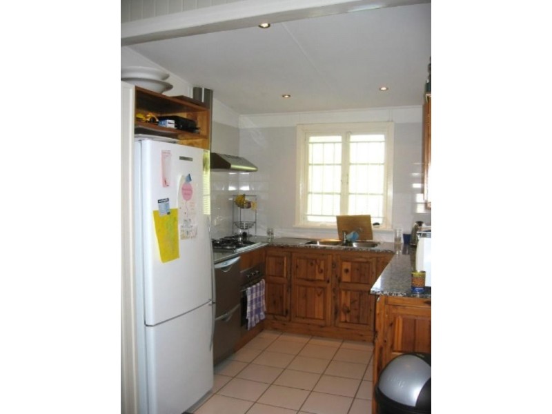 71 Brook Street, Windsor QLD 4030