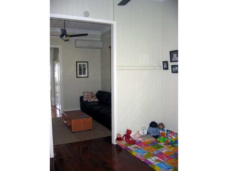 71 Brook Street, Windsor QLD 4030