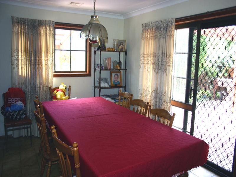 1 Kinbrace Street, Ferny Grove QLD 4055