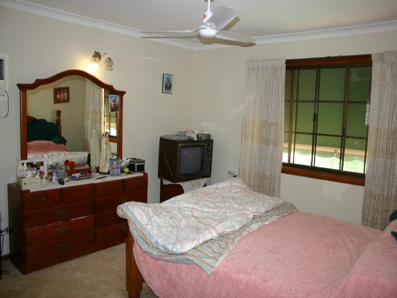 1 Kinbrace Street, Ferny Grove QLD 4055