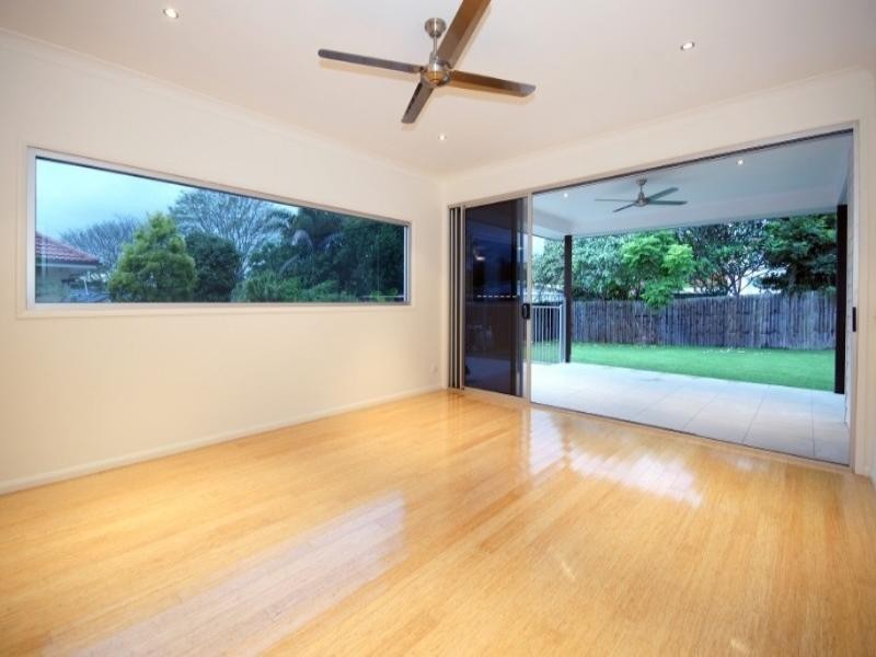 37 Bega Street, Grange QLD 4051