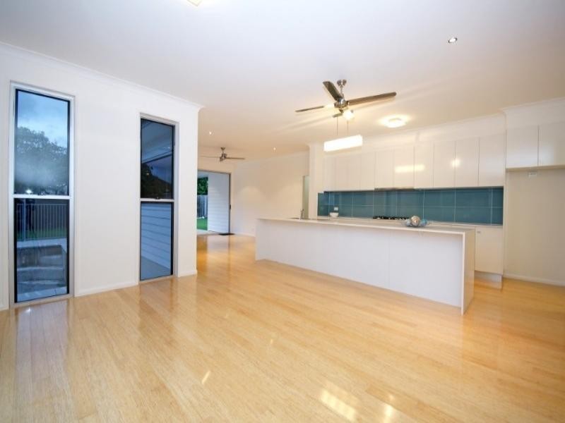 37 Bega Street, Grange QLD 4051