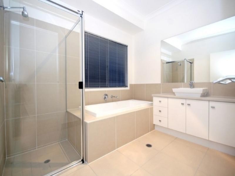 37 Bega Street, Grange QLD 4051