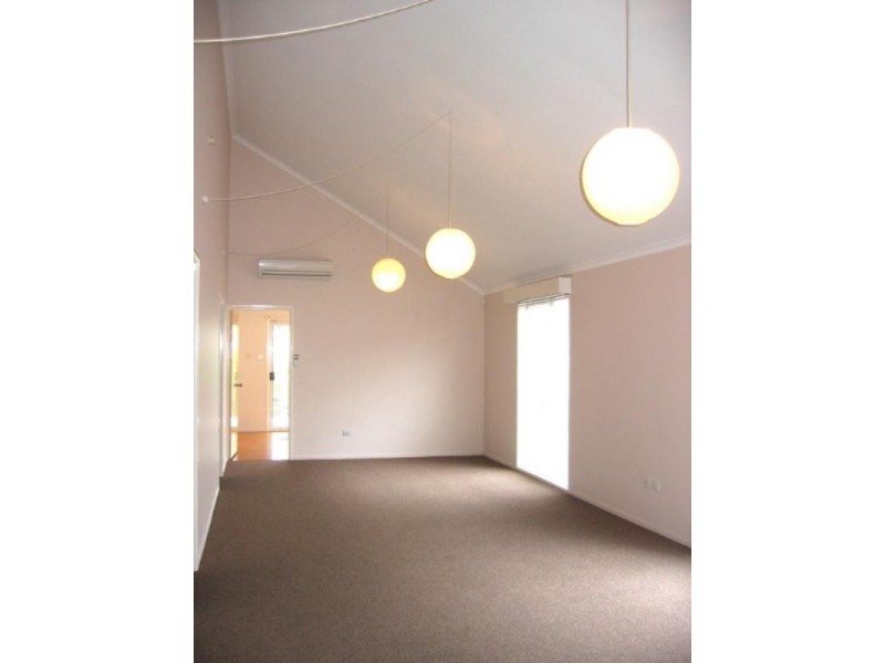 39 Dennis Street, Grange QLD 4051