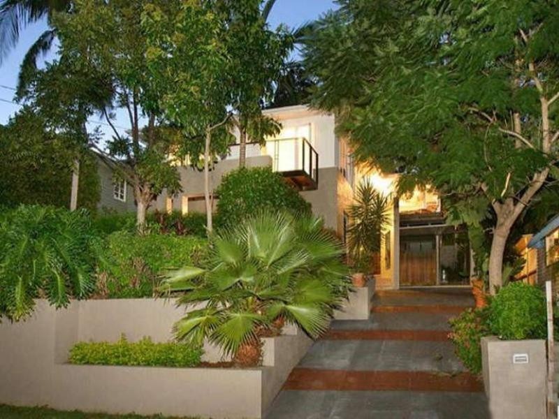 76 Gracemere Street, Newmarket QLD 4051