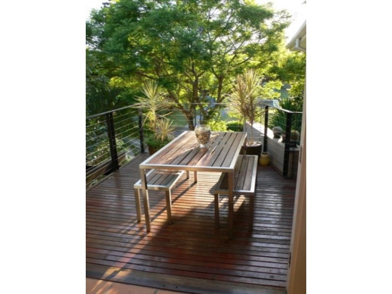 76 Gracemere Street, Newmarket QLD 4051