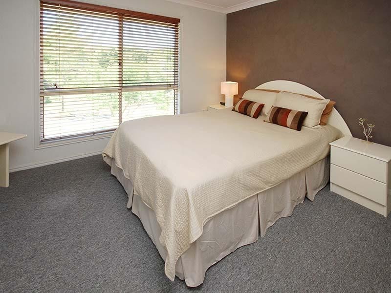 17 Bangalow Place, Albany Creek QLD 4035