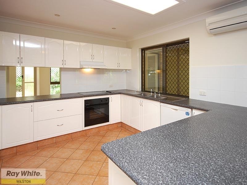 7 Ruggles Court, Mcdowall QLD 4053