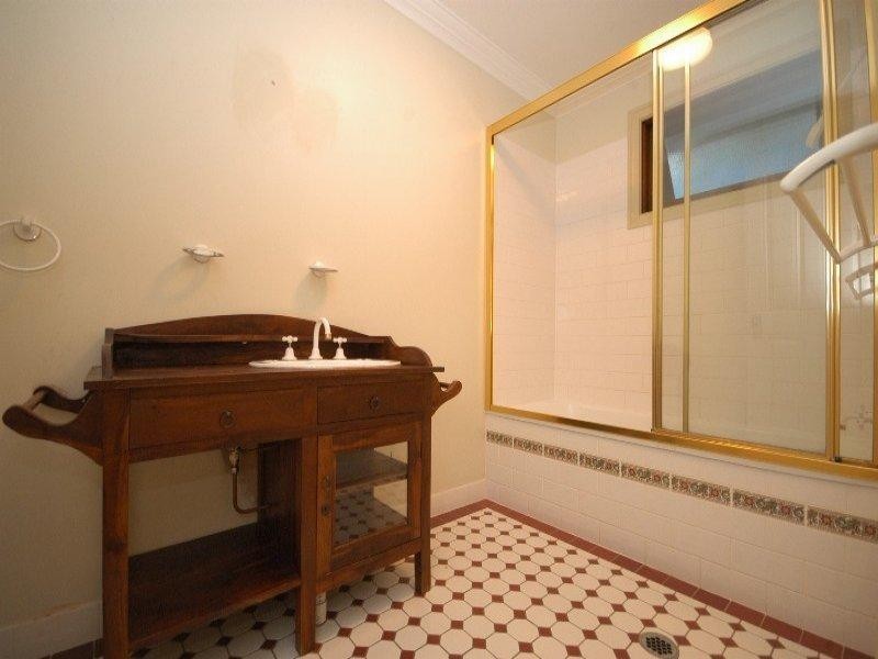 19 Angliss Street, Wilston QLD 4051