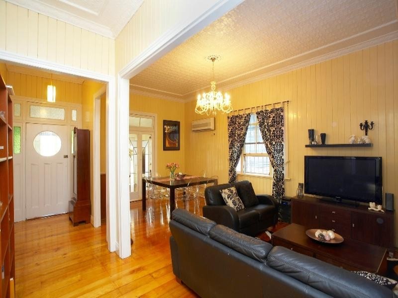 110 Gordon Street, Gordon Park QLD 4031