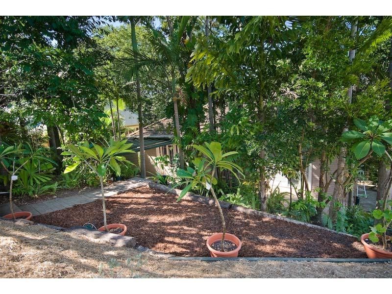 23 Bearsden Avenue, Newmarket QLD 4051