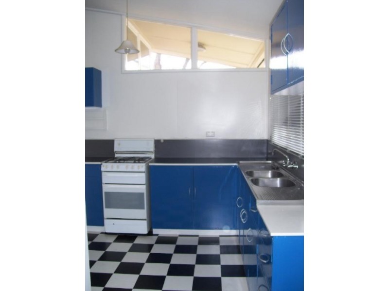 8 North Street, Newmarket QLD 4051