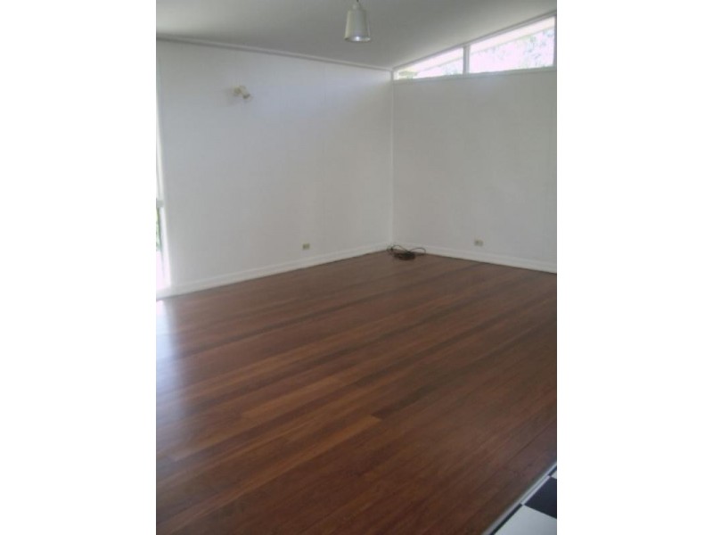 8 North Street, Newmarket QLD 4051