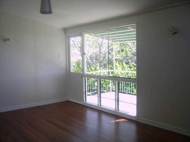 8 North Street, Newmarket QLD 4051