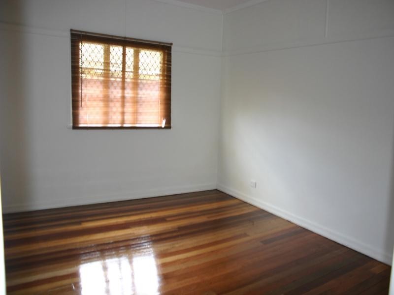 58 Pear Street, Greenslopes QLD 4120