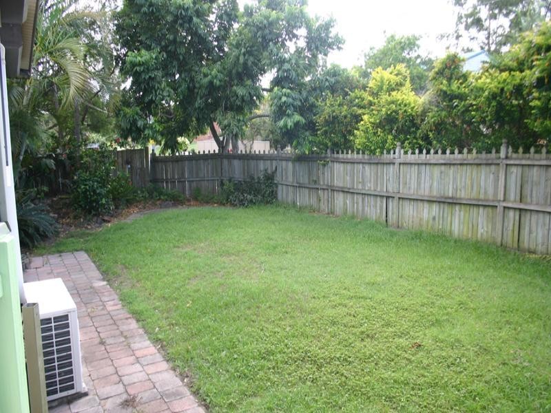 45 Sedgemoor Street, Stafford Heights QLD 4053