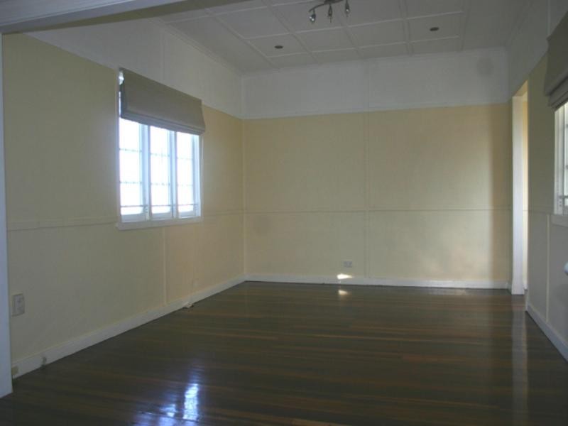 75 Midson Street, Stafford QLD 4053