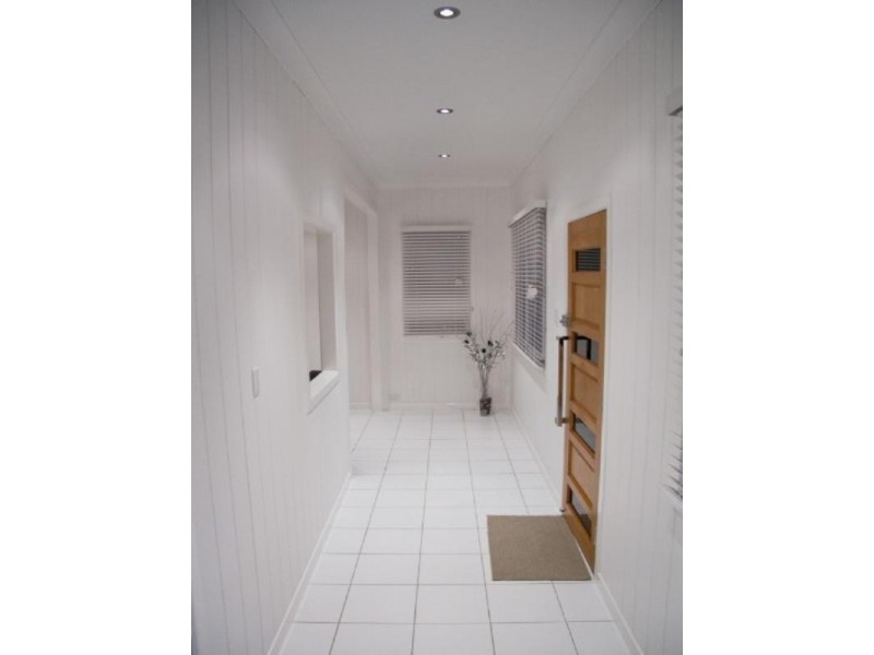 35 Swan Terrace, Windsor QLD 4030