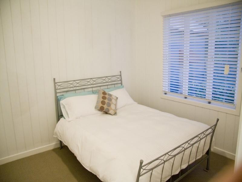 35 Swan Terrace, Windsor QLD 4030