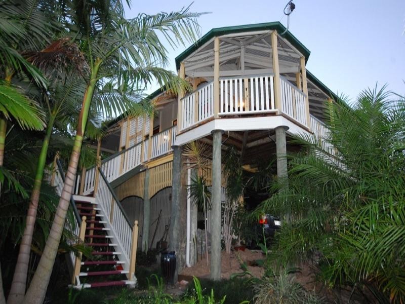 8 Kooemba Street, Newmarket QLD 4051