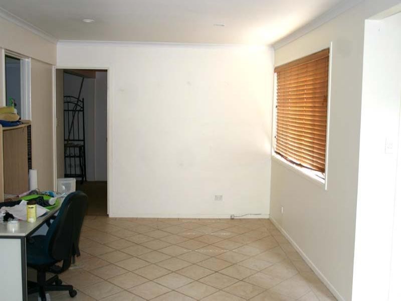 8 Yathong Court, Arana Hills QLD 4054