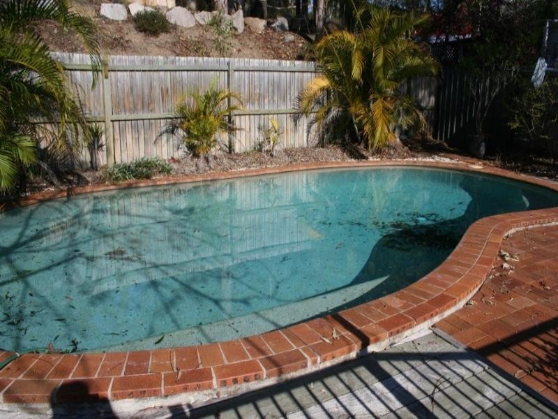 8 Yathong Court, Arana Hills QLD 4054