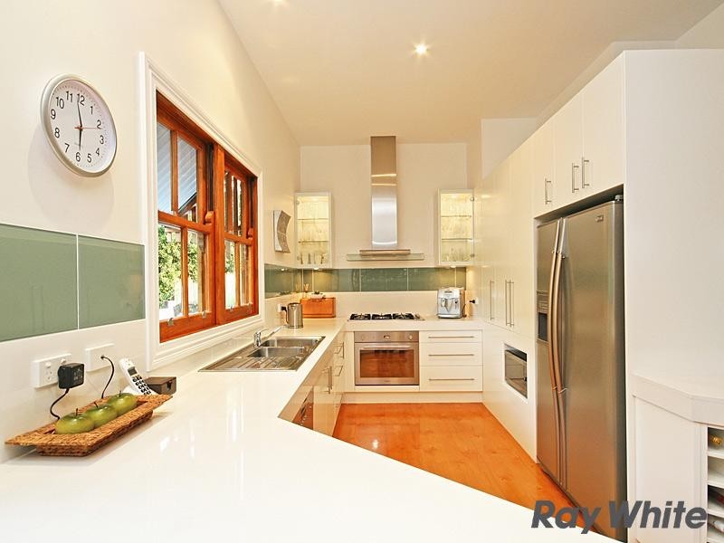 25 Colston Road, Grange QLD 4051