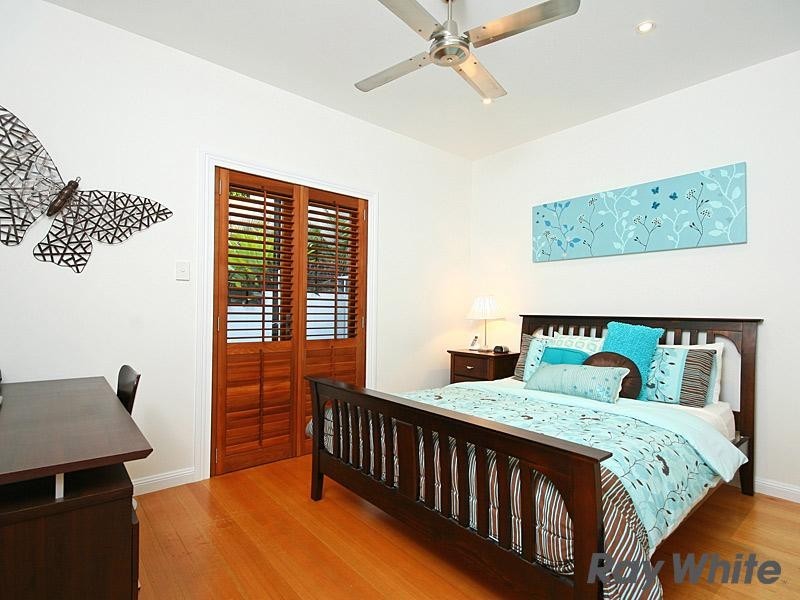 25 Colston Road, Grange QLD 4051