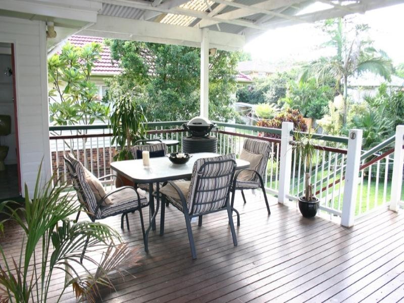 18 Badger Street, Newmarket QLD 4051