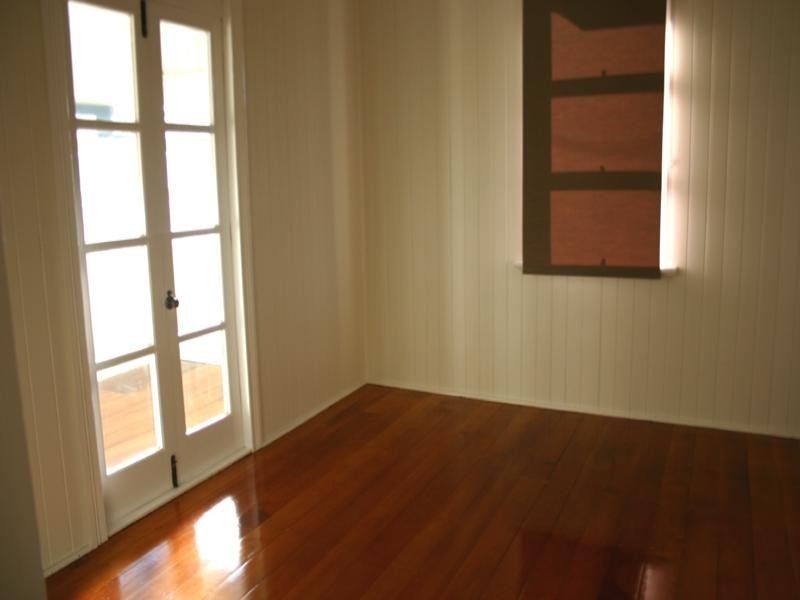 18 Macgregor Street, Wilston QLD 4051