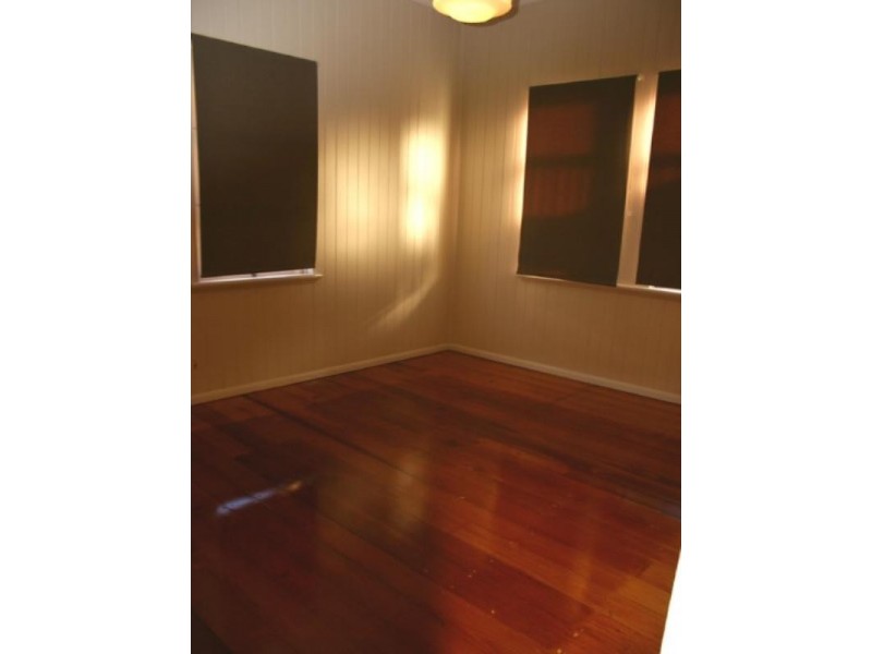 18 Macgregor Street, Wilston QLD 4051