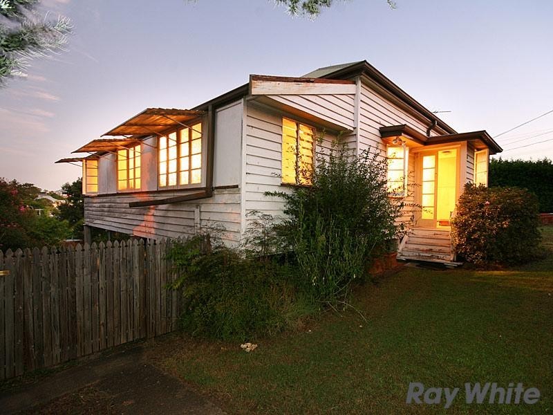 89 Lamont Road, Wilston QLD 4051