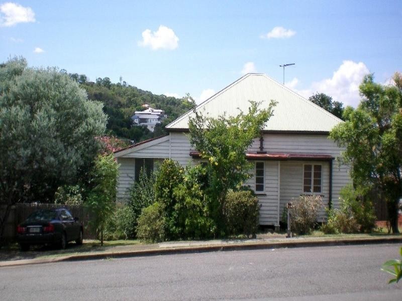 89 Lamont Road, Wilston QLD 4051