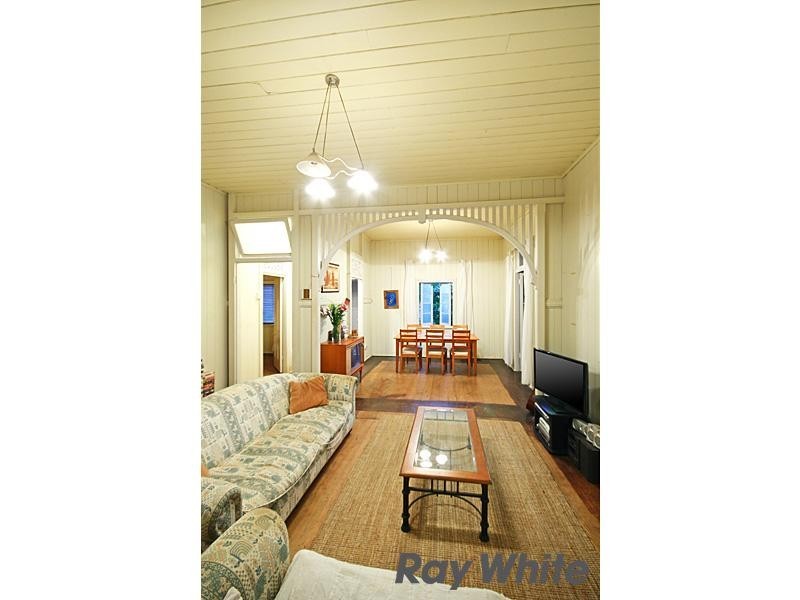 89 Lamont Road, Wilston QLD 4051