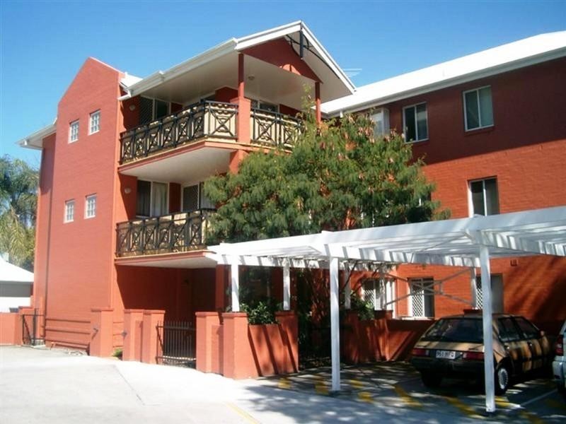 5/8 Stain Street, Wilston QLD 4051