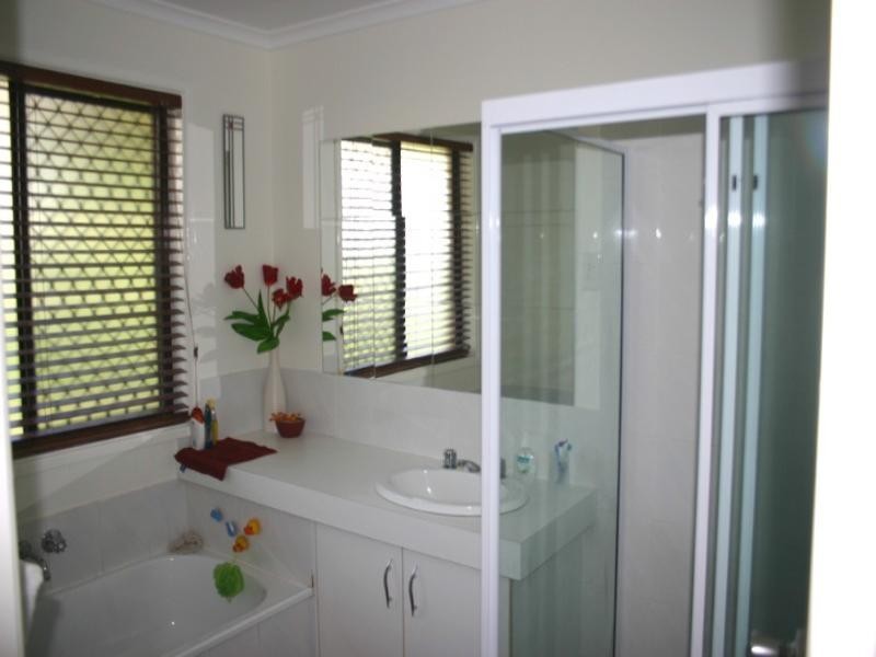 22 Palall Crescent, Ferny Hills QLD 4055