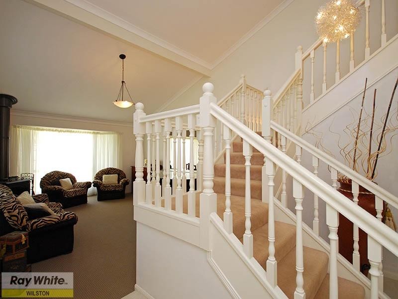 86 Oxford Crescent, Bridgeman Downs QLD 4035